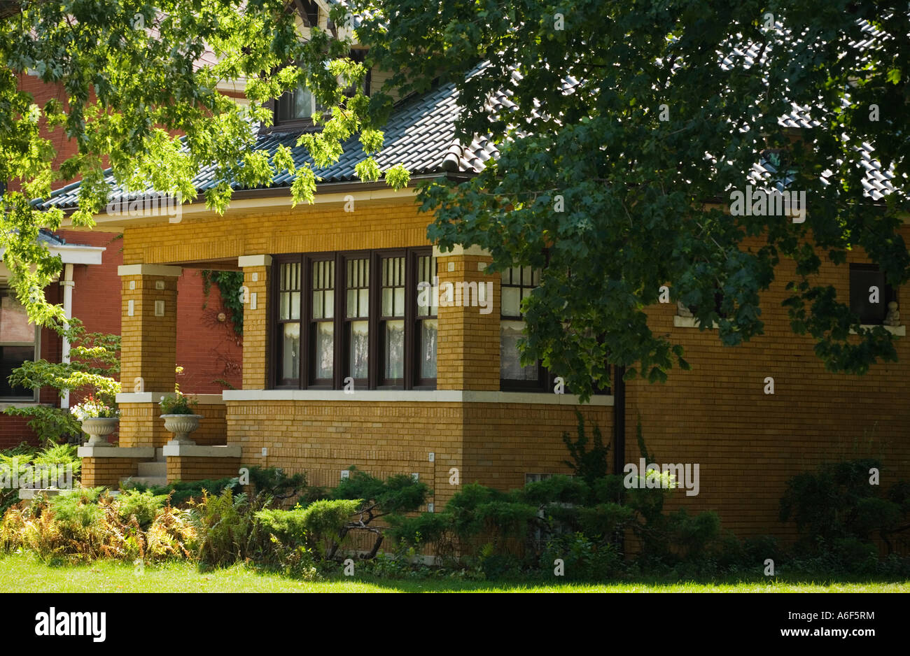 CHICAGO Illinois Ravenswood Manor neighborhood Albany Park north side