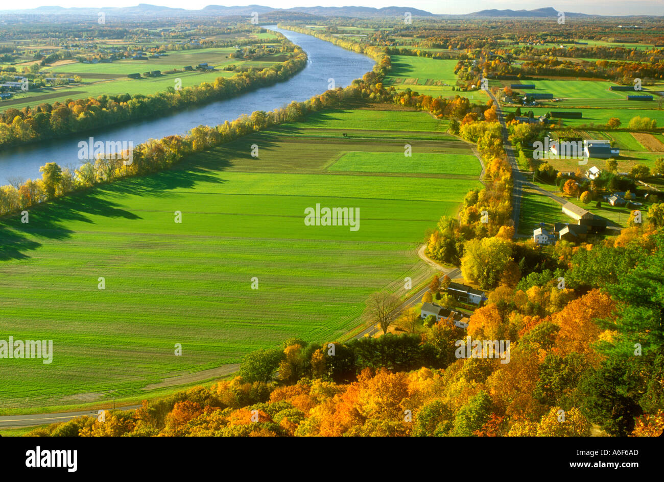 Deerfield valley hires stock photography and images Alamy
