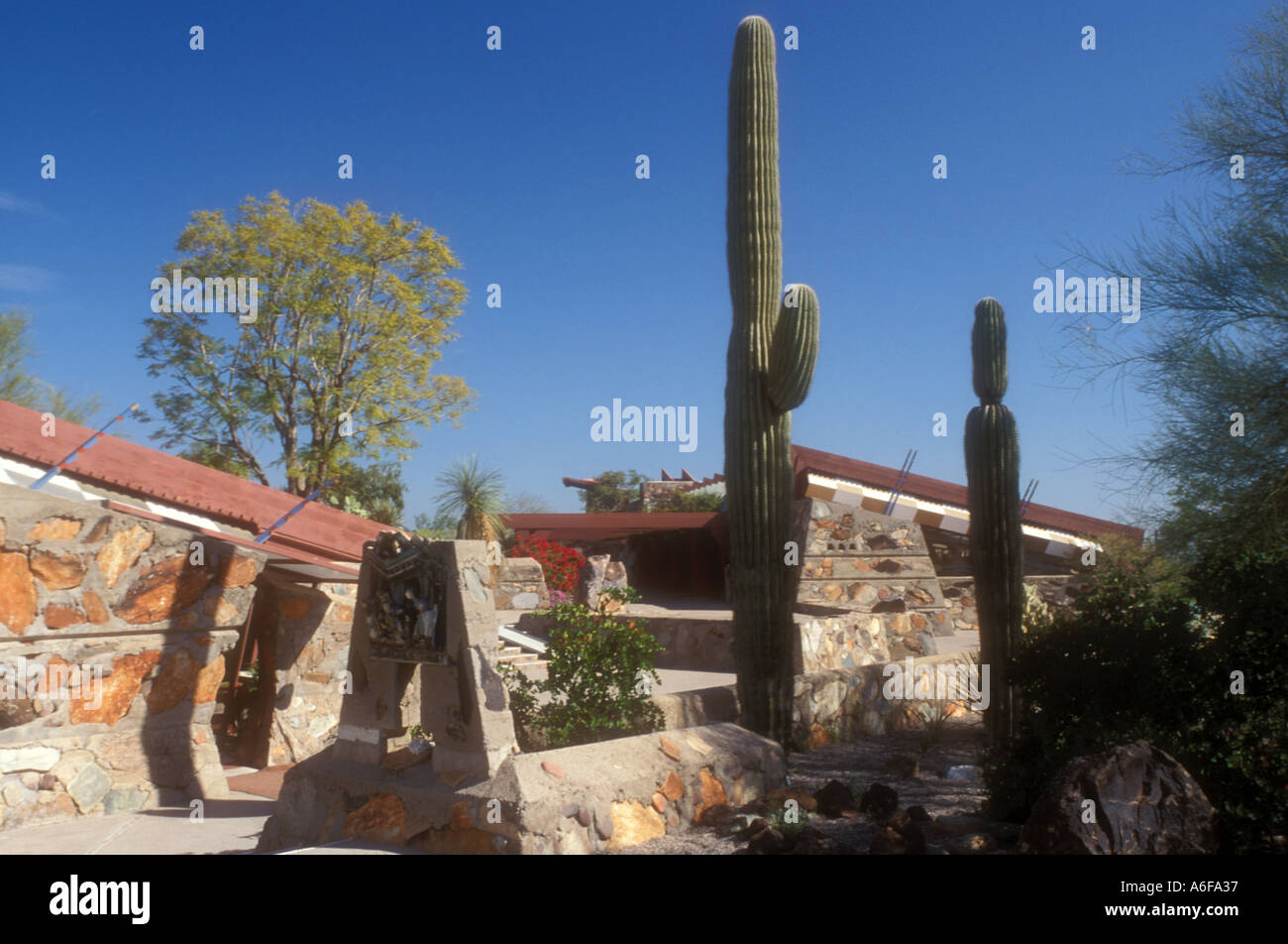 Frank lloyd wright house scottsdale hi-res stock photography and images ...