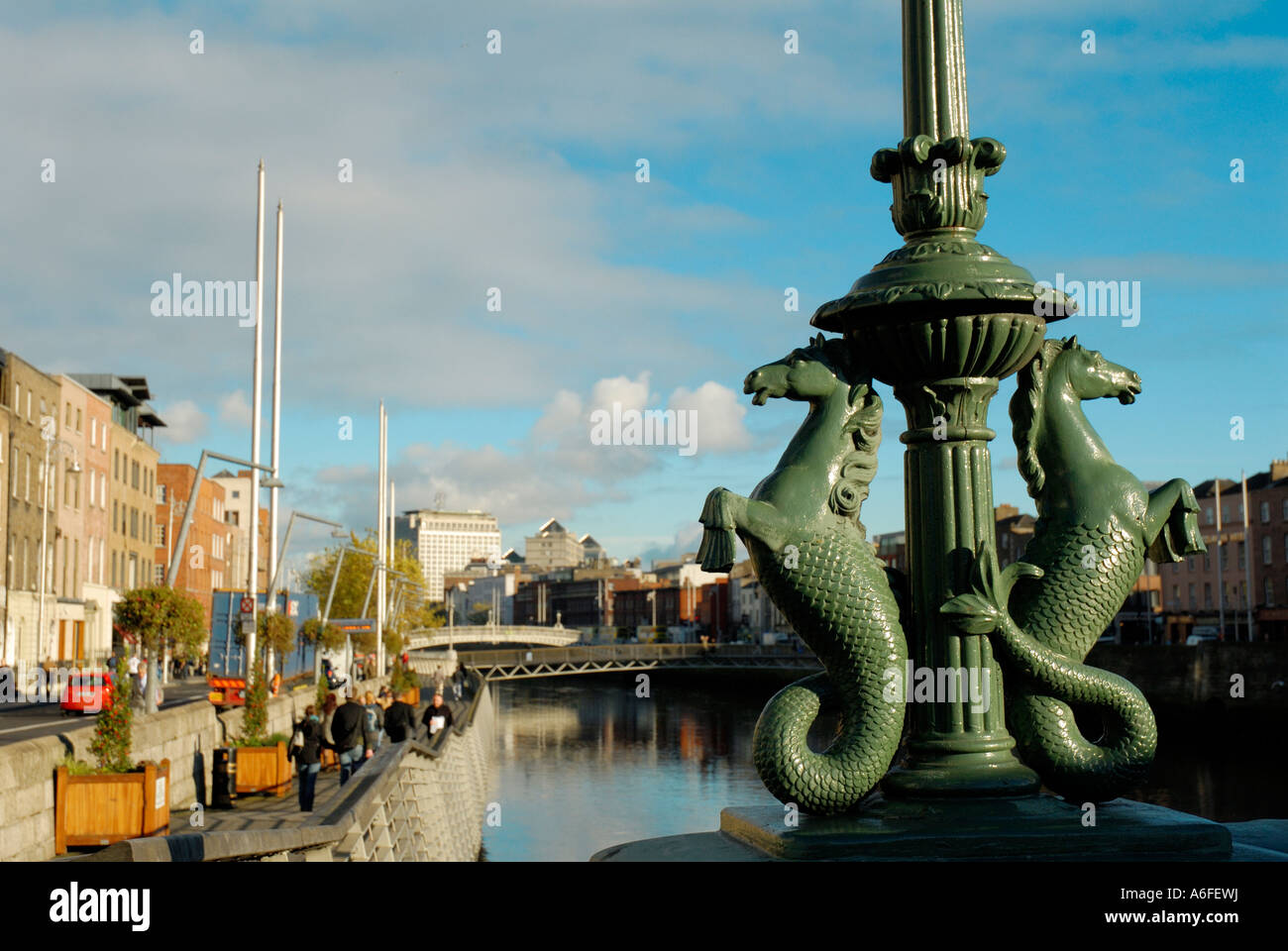 Boardwalk on river liffey hi-res stock photography and images - Alamy