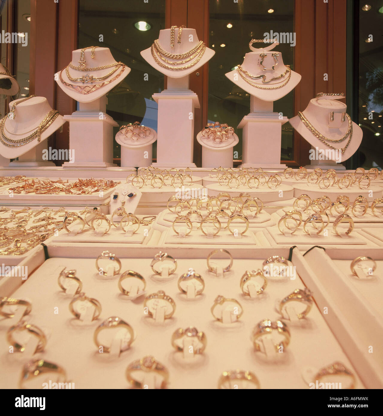 Jewellery display us hi-res stock photography and images - Alamy