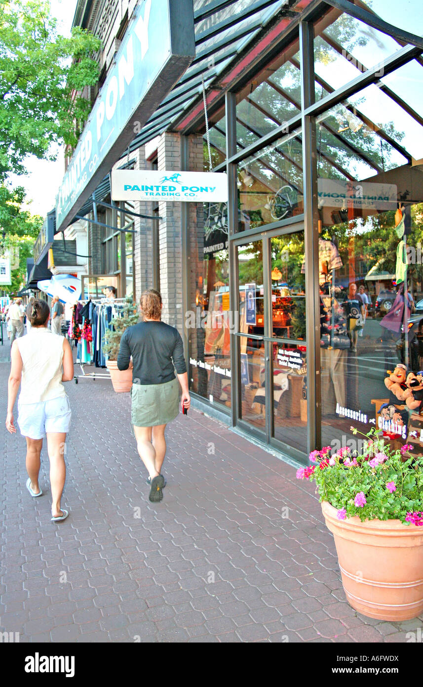 Boutique shops Bend Oregon Stock Photo Alamy