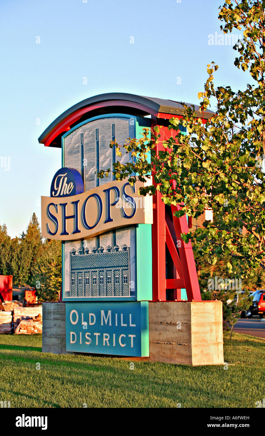 The Shops Old Mill District Bend Oregon Stock Photo Alamy