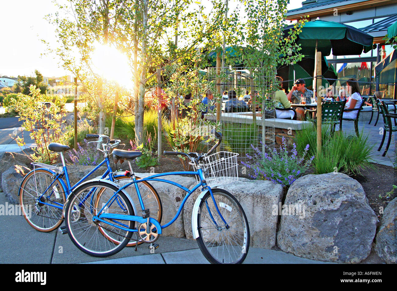 People at cafe The Shops Old Mill District Bend Oregon Stock Photo Alamy