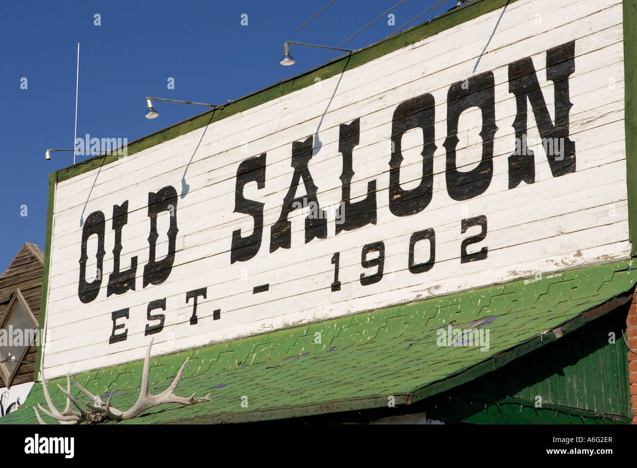 EMIGRANT MONTANA USA Old Saloon Paradise Valley Stock Photo Alamy
