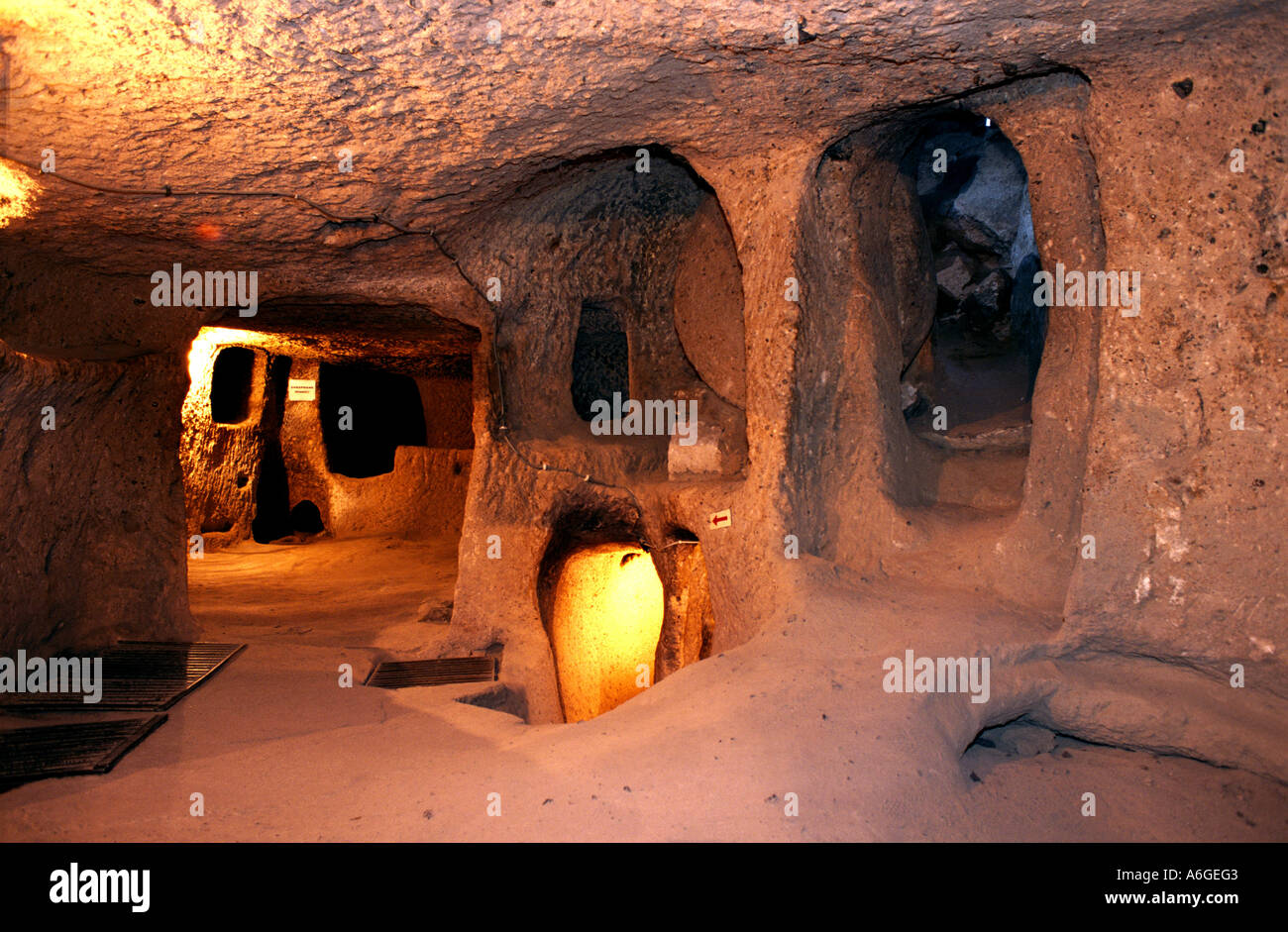 Turkey Cappadoce Kaymakli Underground City Stock Photo Alamy