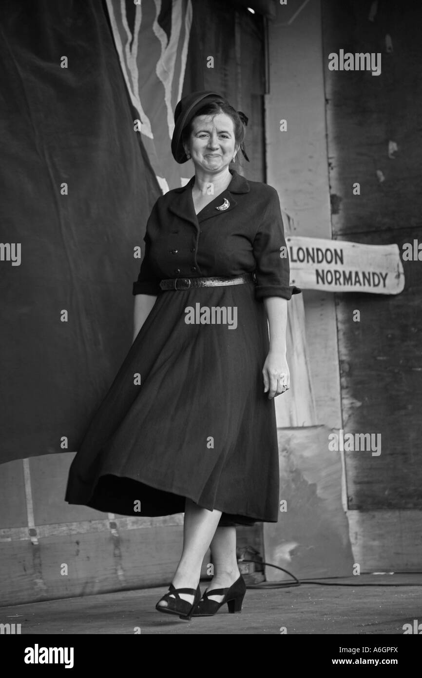 Wwii war fashion Black and White Stock Photos & Images - Alamy