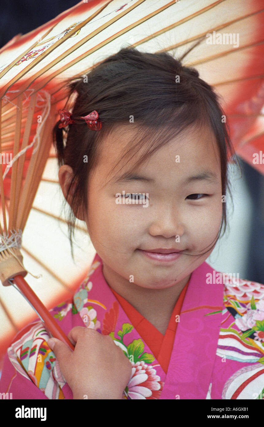 Japanese American School Girl Wearing Kimono Stock Photo Alamy