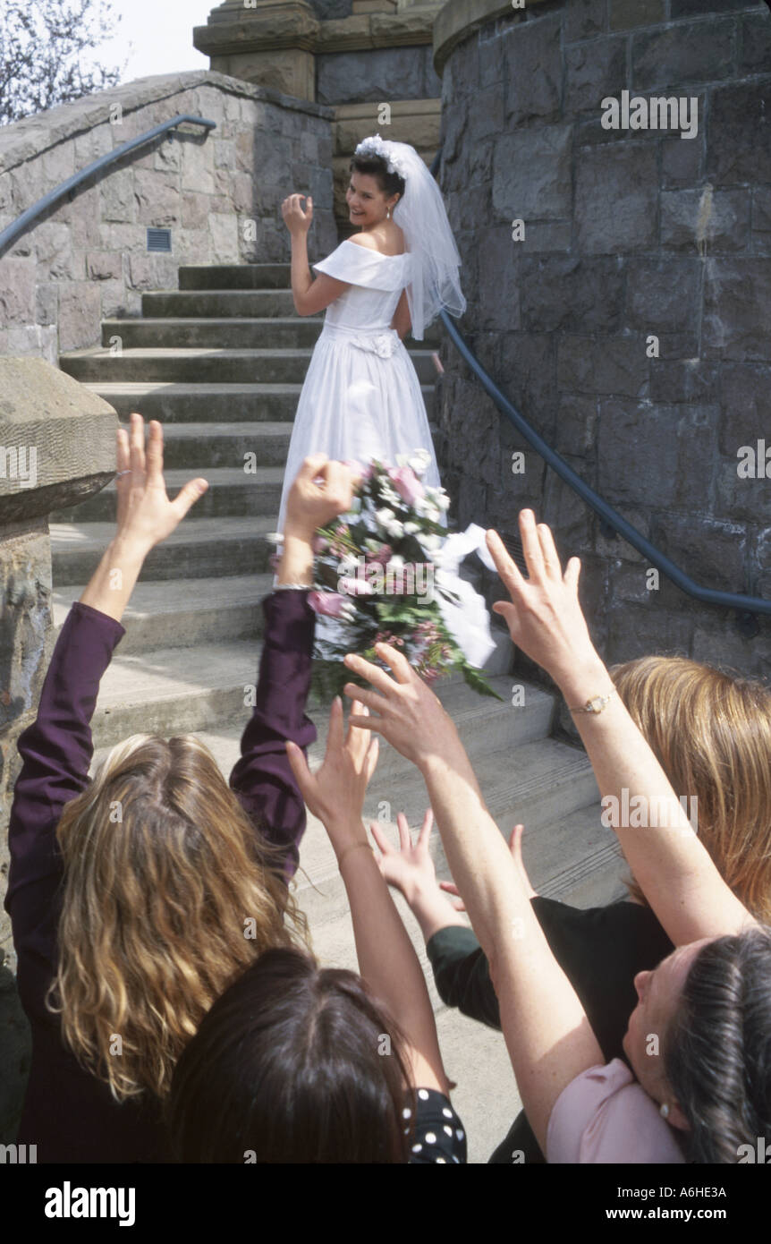 What Is The Origin Of Throwing The Bouquet at Vogt blog