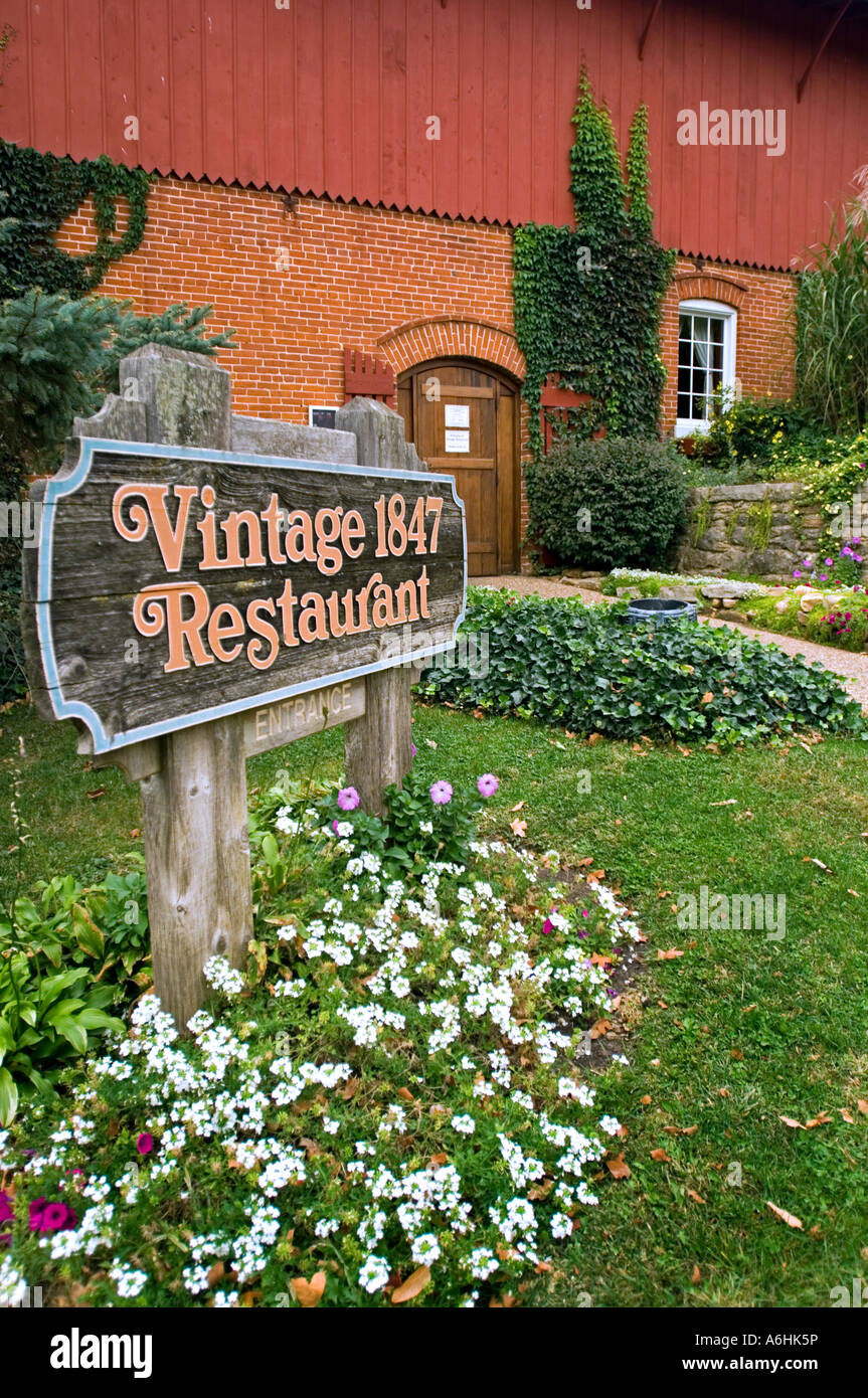 Vintage Restaurant at the Stone Hill Winery Hermann MO Stock Photo Alamy