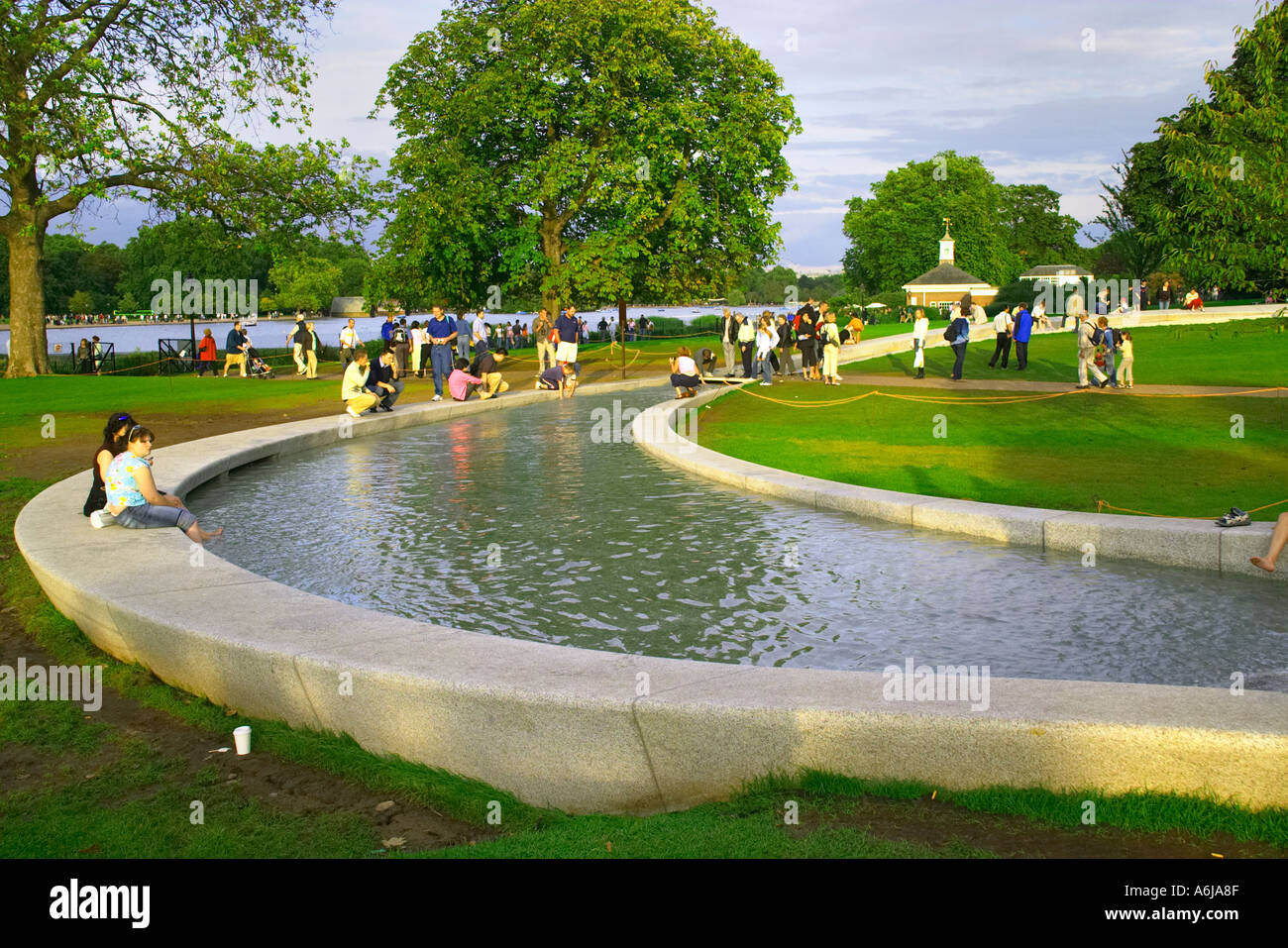 princess diana memorial fountain in hyde park london england uk britain