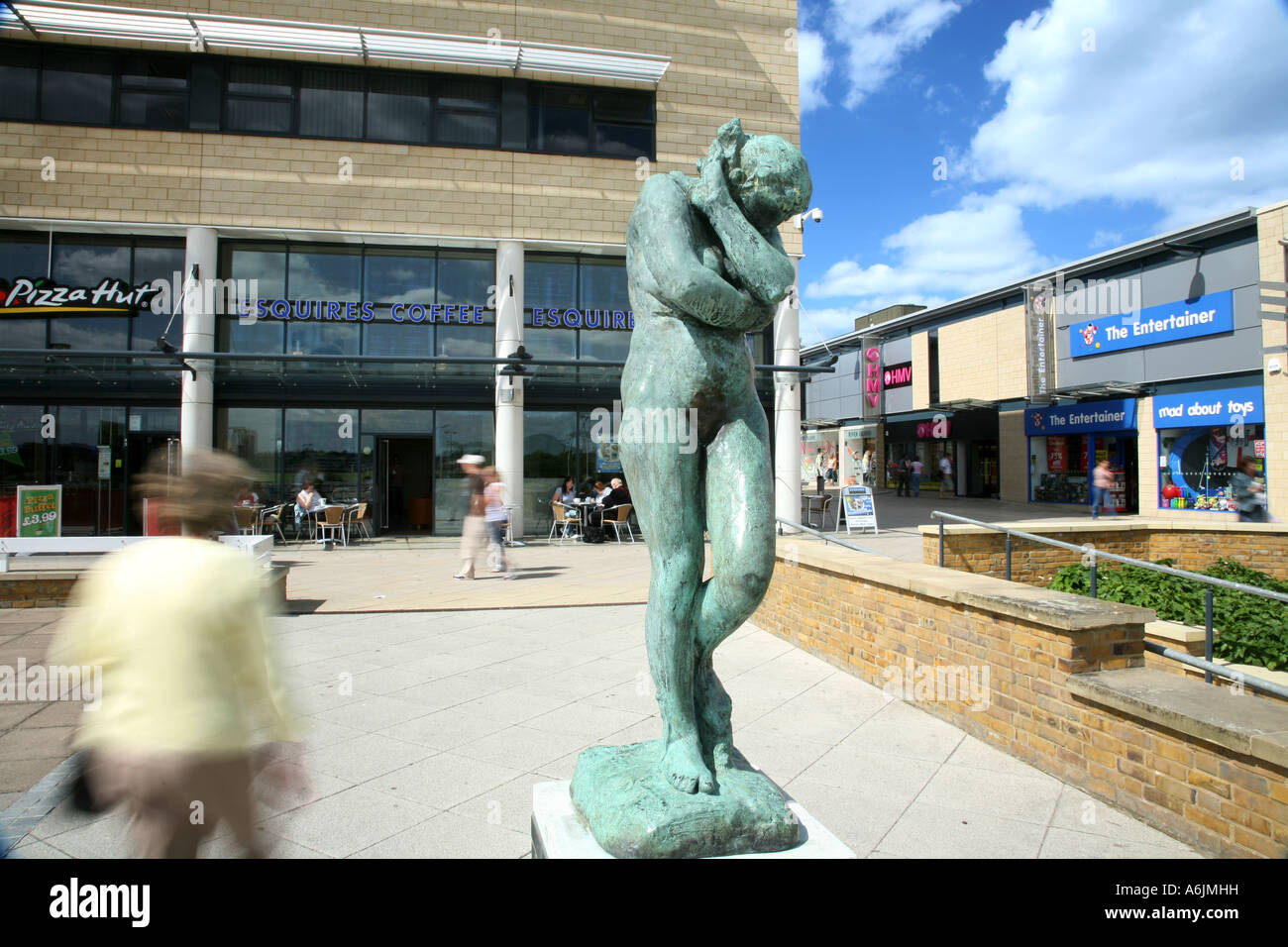 The Water Gardens in Harlow Town Center A modern and well kept shopping