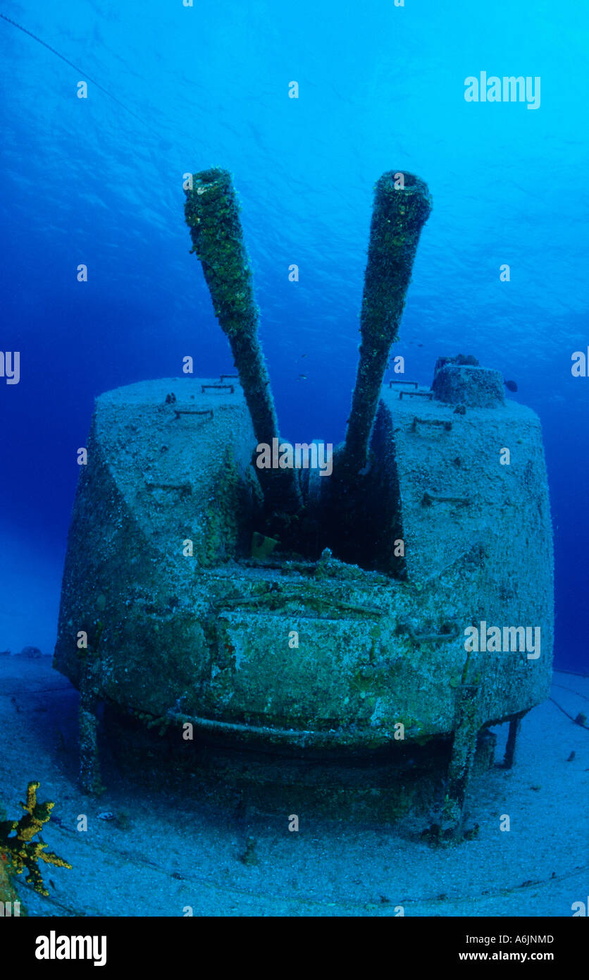 ship wreck with big guns 'Captain Keith Tibbetts' Stock Photo