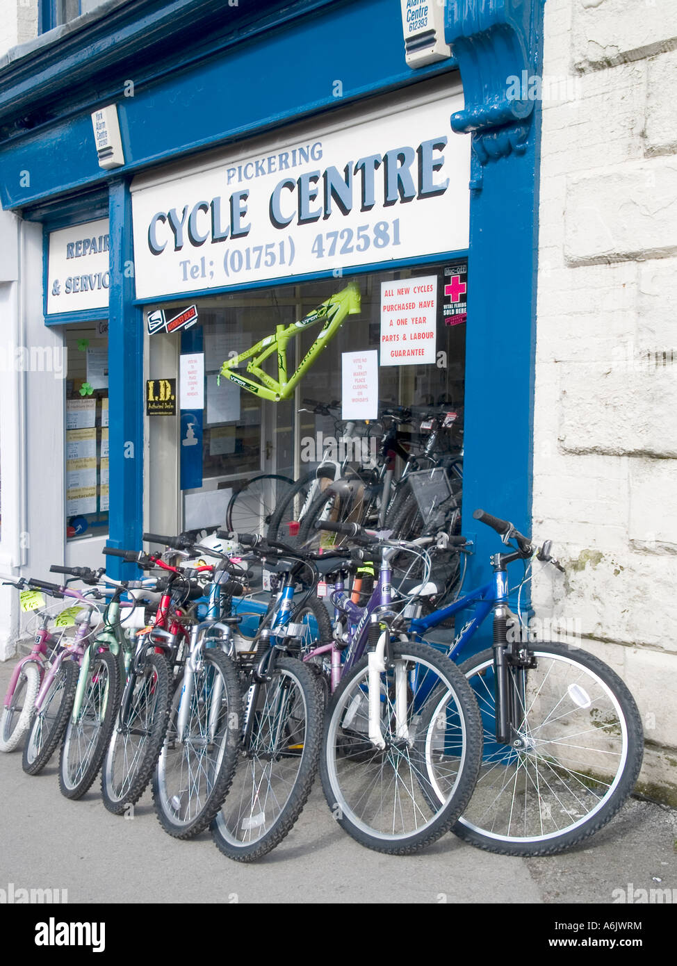 Bicycle shop in Pickering North Yorkshire Stock Photo
