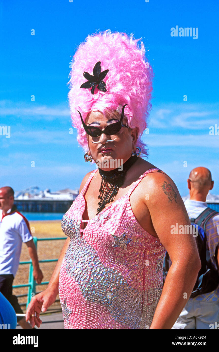 Man transvestite dress pink hi-res stock photography and images - Alamy Man transvestite dress pink hi-res stock photography and images - Alamy