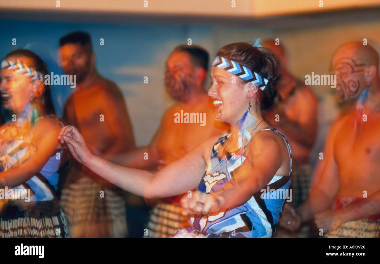 Maori Dance Queenstown New Zealand Stock Photo Alamy