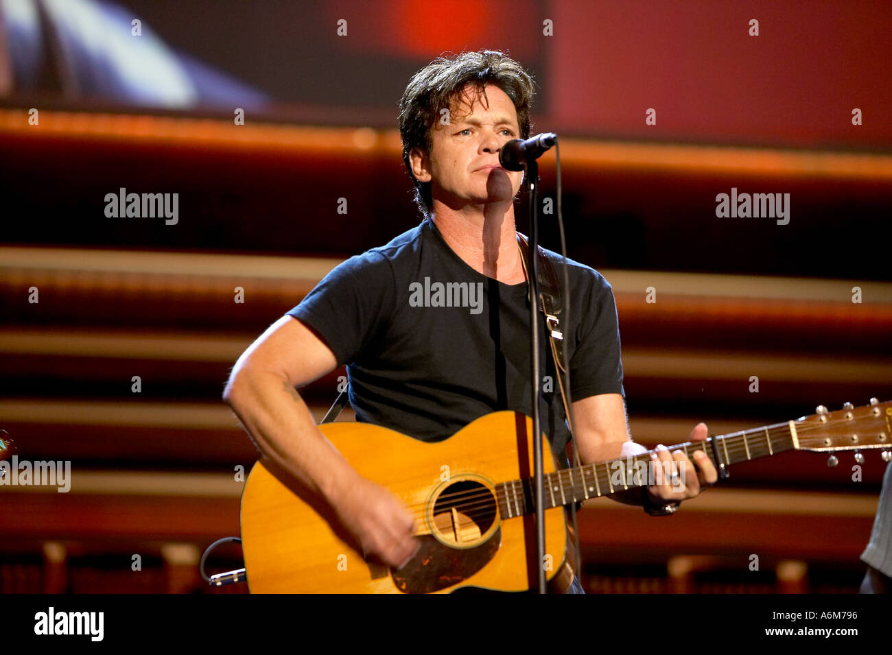 John cougar mellencamp hi-res stock photography and images - Alamy
