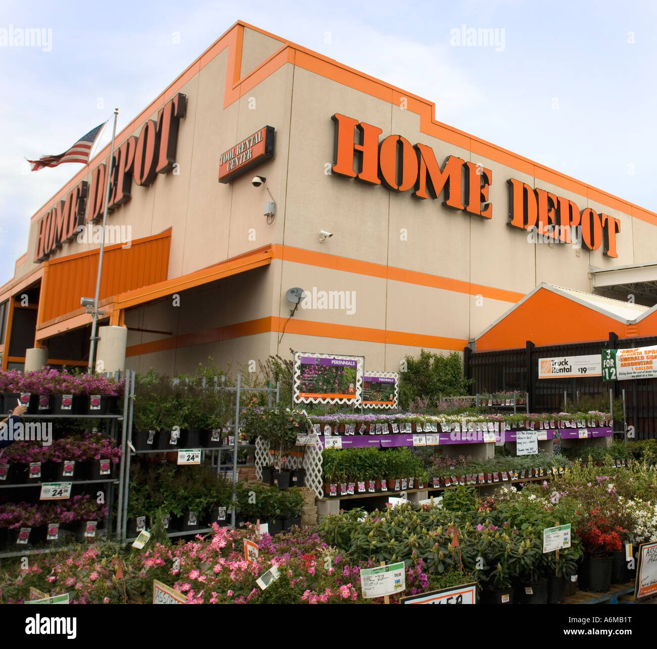 Home Depot Sign And Garden Shop Stock Photo 11606915 Alamy