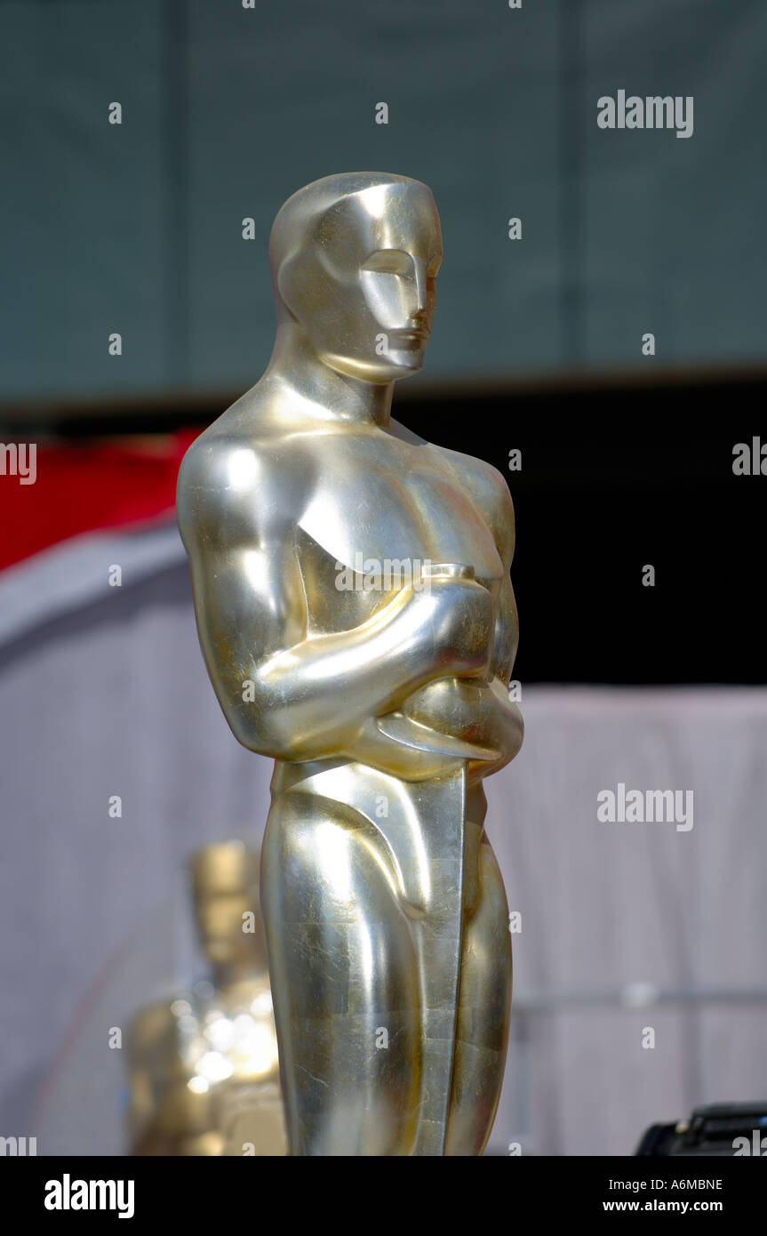 Giant Oscar statue at the entrance of the Kodak Theater red carpet