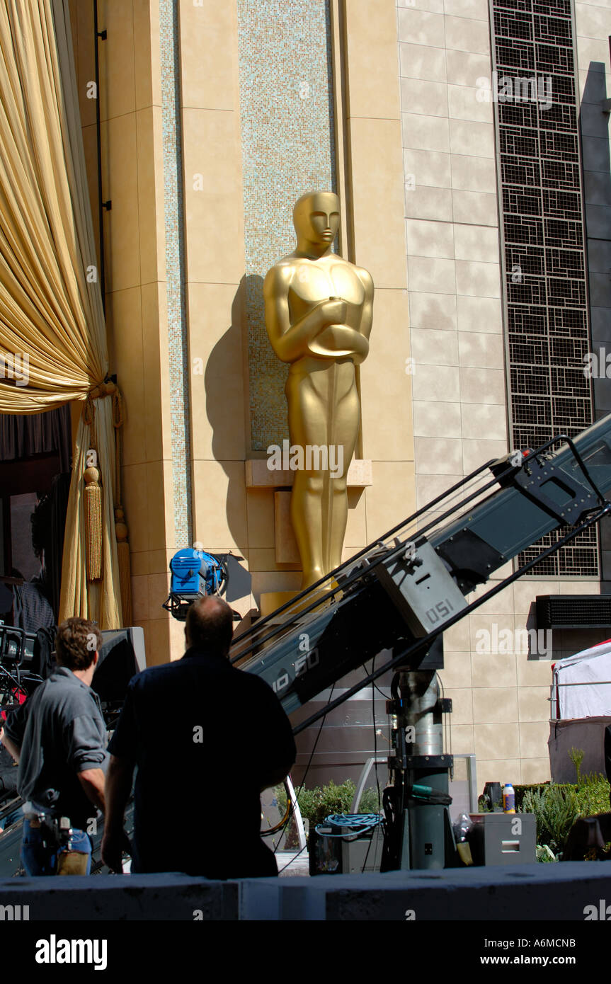 Giant Oscar statue at the entrance of the Kodak Theater red carpet