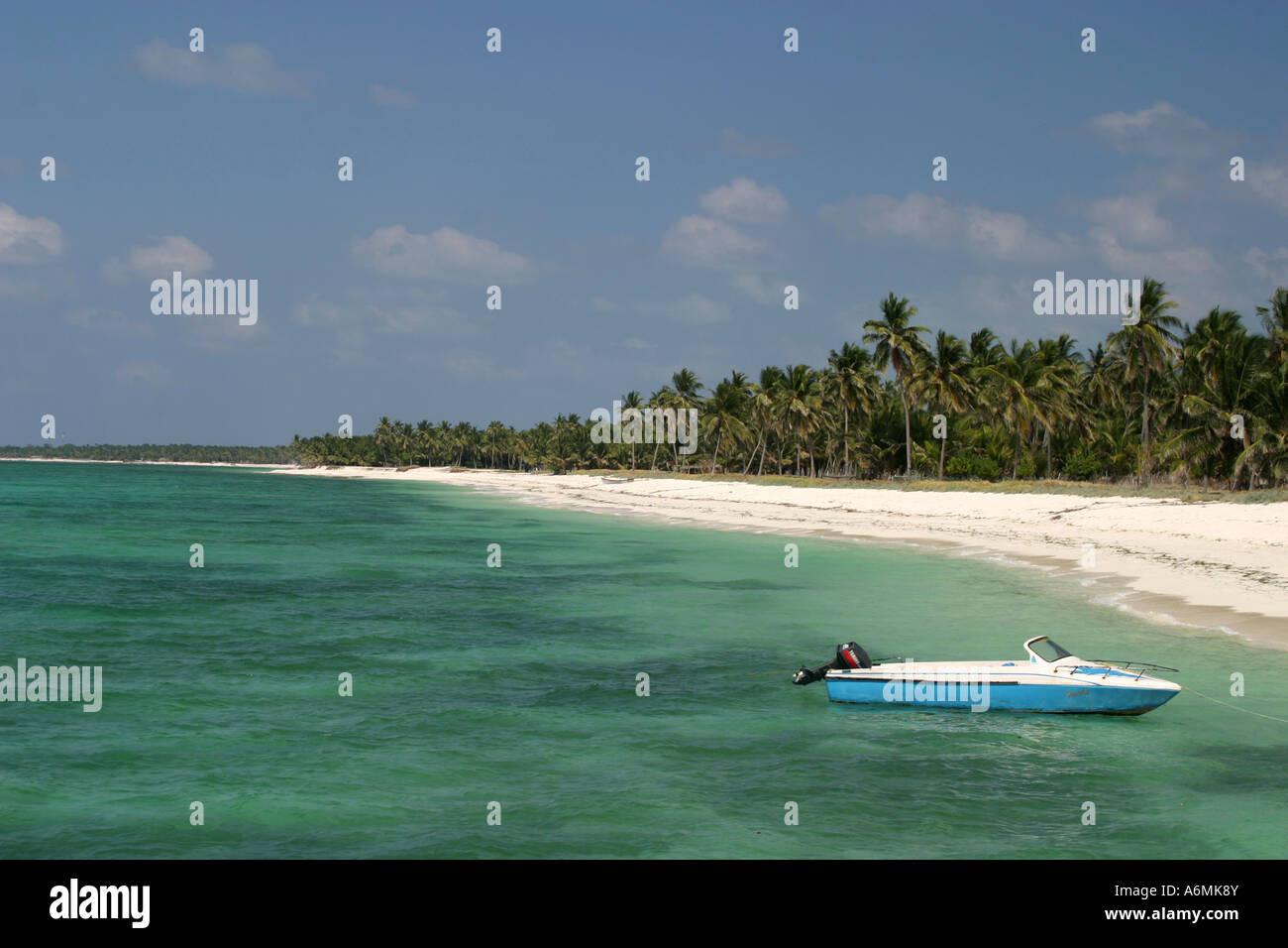 The paradise Bangaram island lies like an exotic teardrop in stunningly coloured sea around the Lakdashweep Islands,India Stock Photo