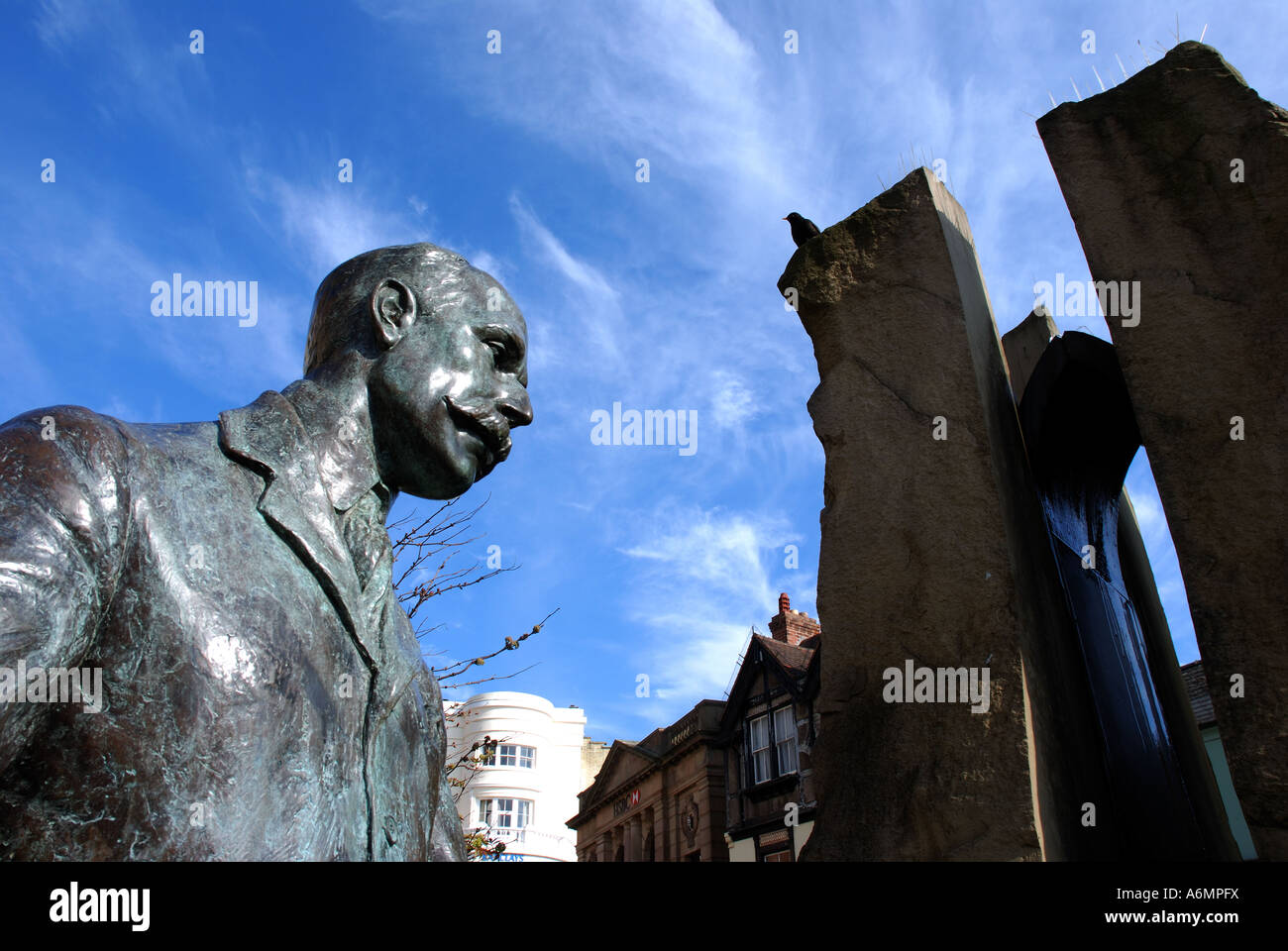 Sir Edward Elgar statue and Enigma Fountain, Great Malvern, Worcestershire, England, UK Stock Photo