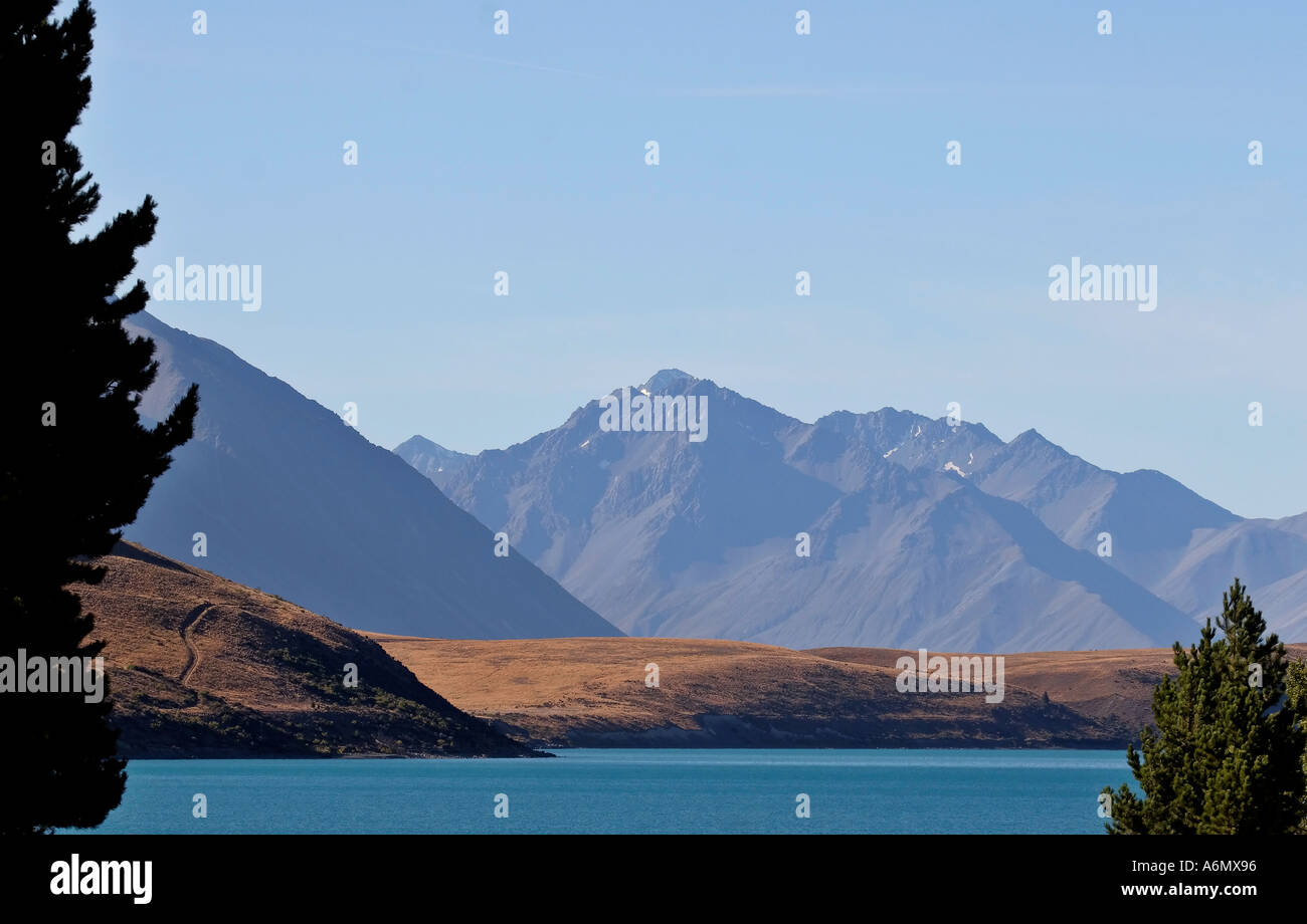 Lake Tekapo on South Island in scenic New Zealand Stock Photo - Alamy