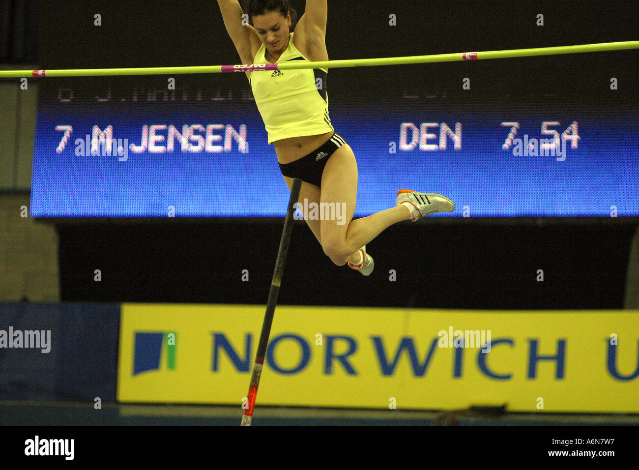 rusian female pole vaulter yelena isinbayeva Stock Photo Alamy