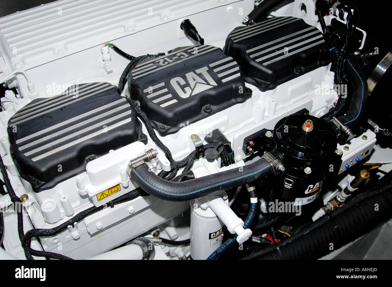 Marine engine hires stock photography and images Alamy