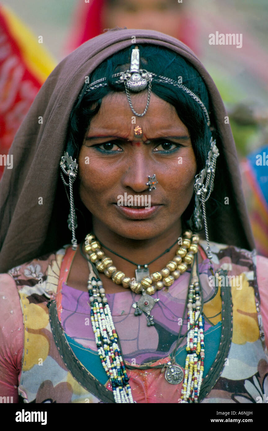 Gipsy woman rajasthan india hi-res stock photography and images - Alamy