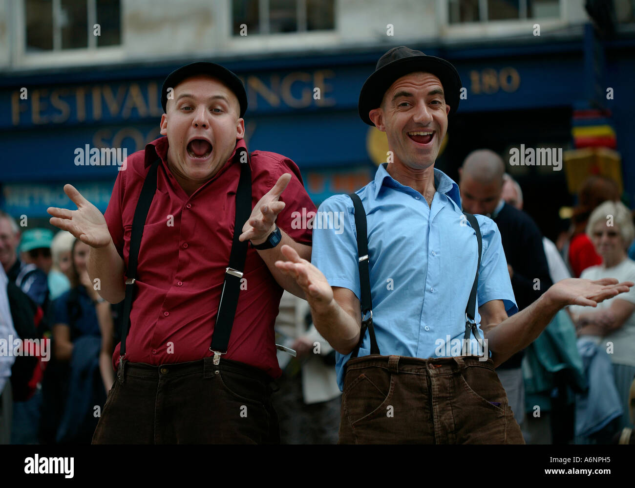 Two Street Performers 'ham it up' during the Edinburgh Fringe Festival, Scotland UK Europe Stock Photo