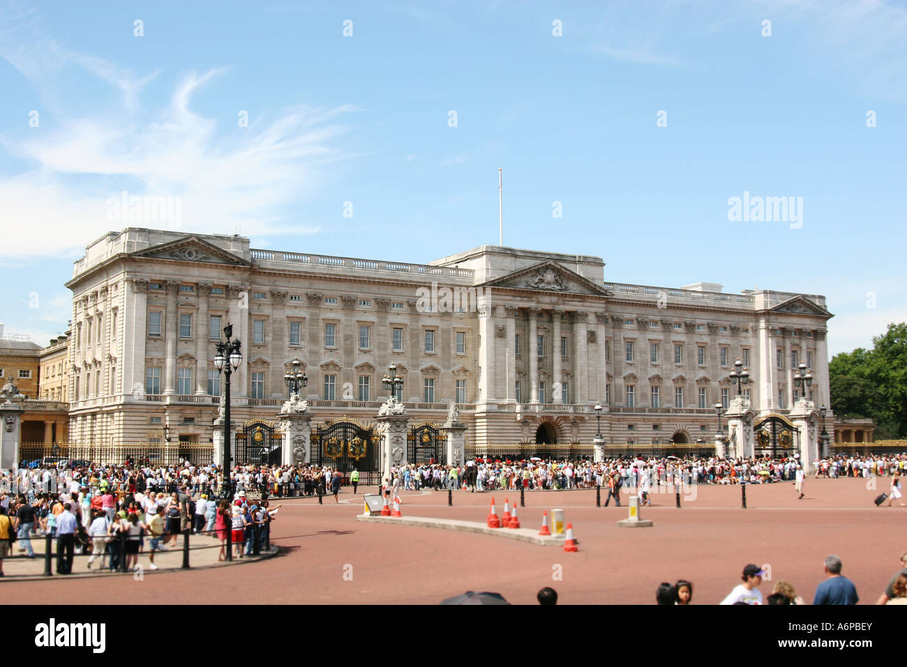 buckingham palace in london Stock Photo Alamy
