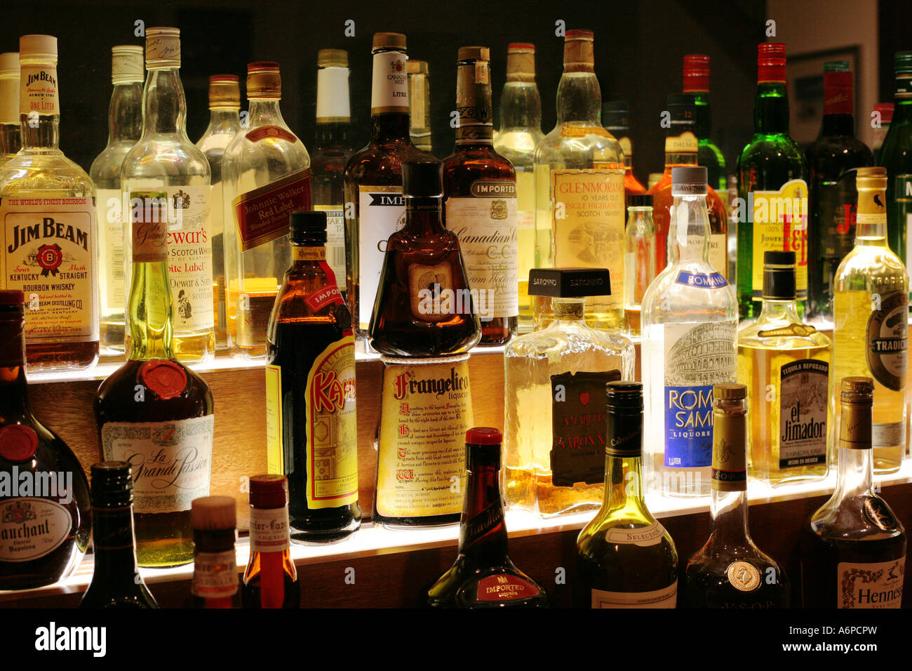 alcohol bar drinks bottles Stock Photo - Alamy