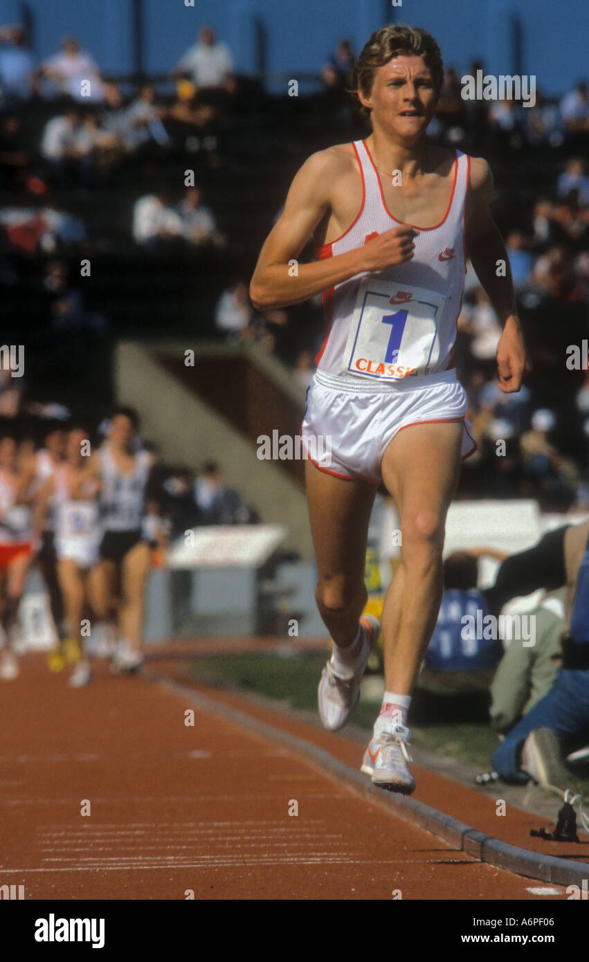 British runner Steve Cram leading the field in a 1500 metre race Stock Photo
