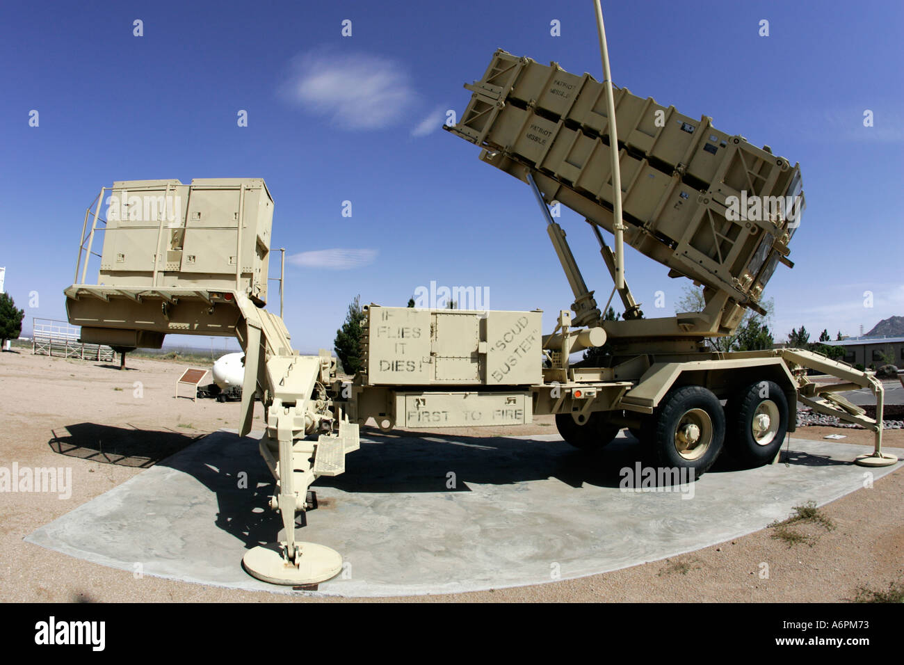 patriot-missile-white-sands-missile-range-museum-new-mexico-usa-A6PM73.jpg