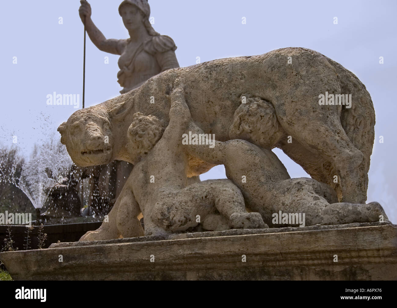 statue of remus and romulus
