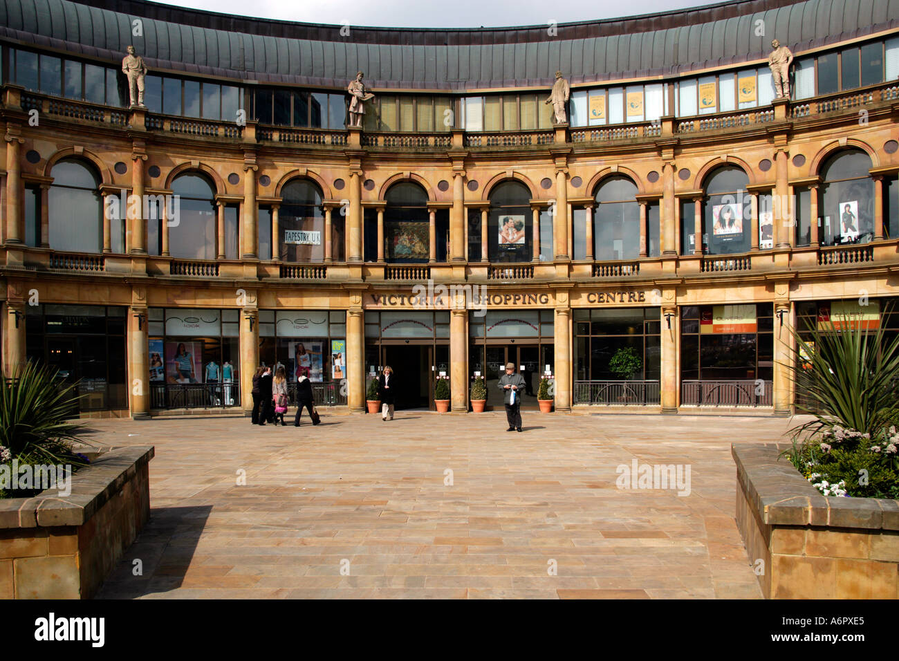 Victoria Gardens Harrogate Yorkshire UK Stock Photo - Alamy