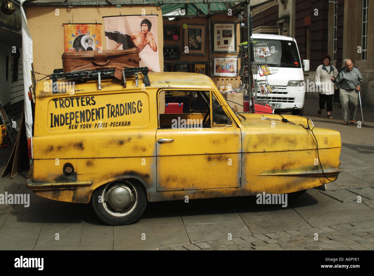London market stall well worn reliant van sign written in similar style to that used in Only Fools & Horses classic television TV programme England UK Stock Photo
