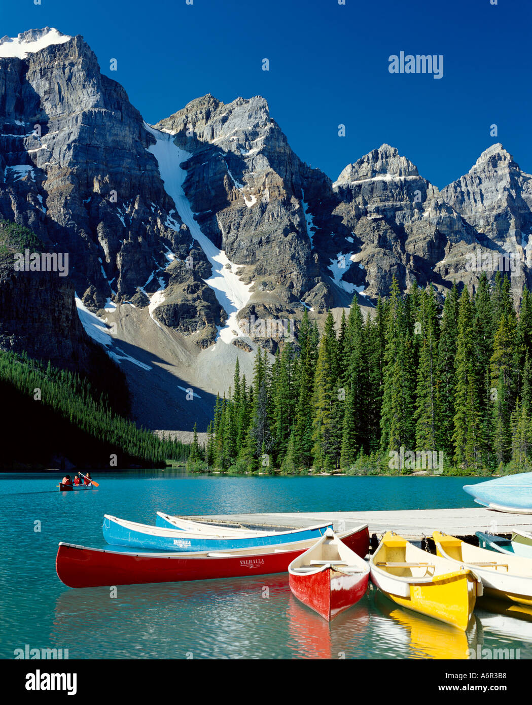 Moraine Lake Banff NP Canadian Rockies Stock Photo - Alamy
