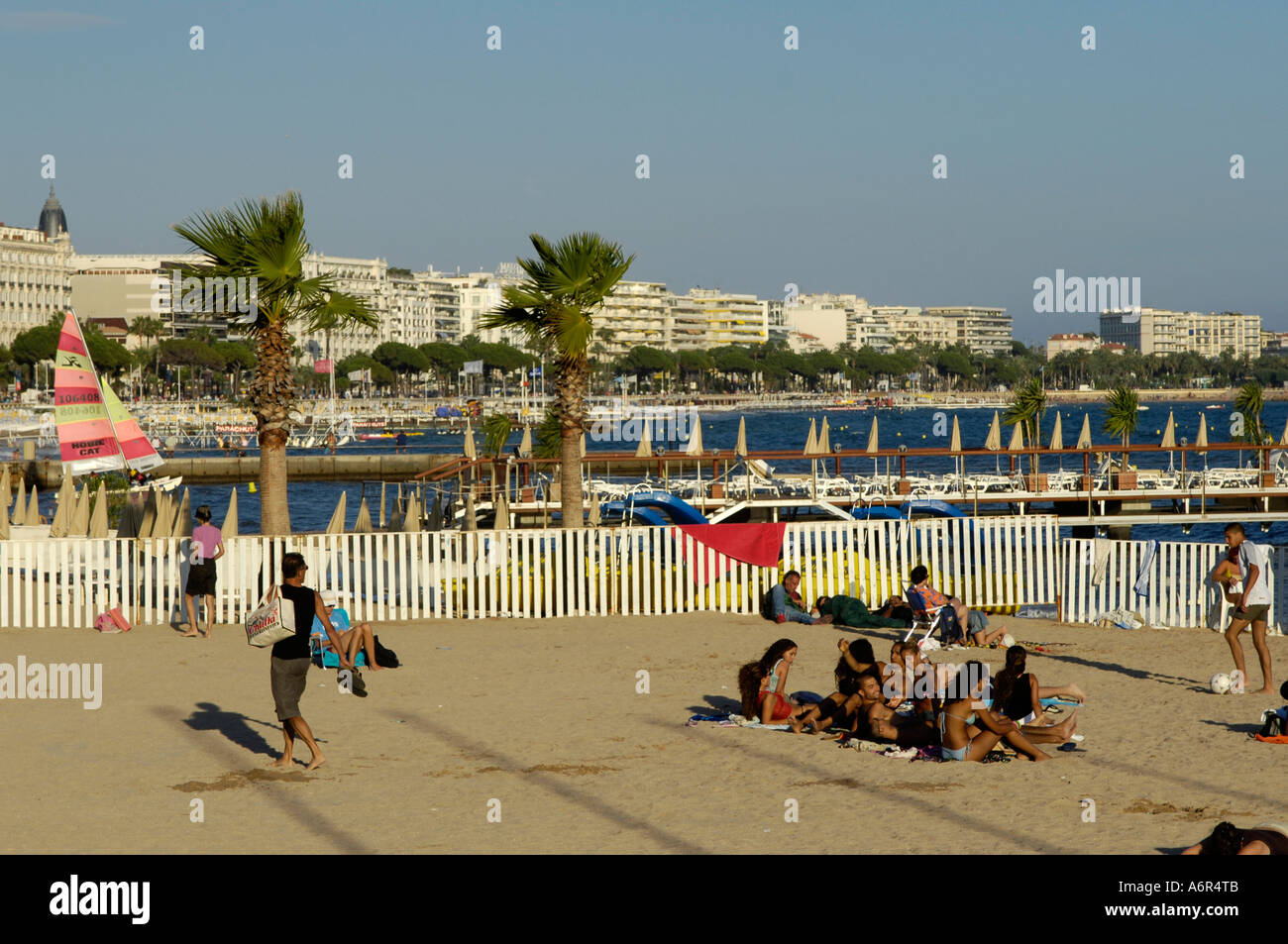 Cannes, Plage de la Croisette, beach Stock Photo - Alamy