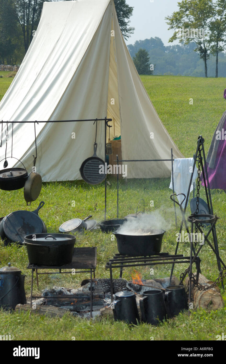 Cast Iron Camp Cooking Stock Photo Alamy