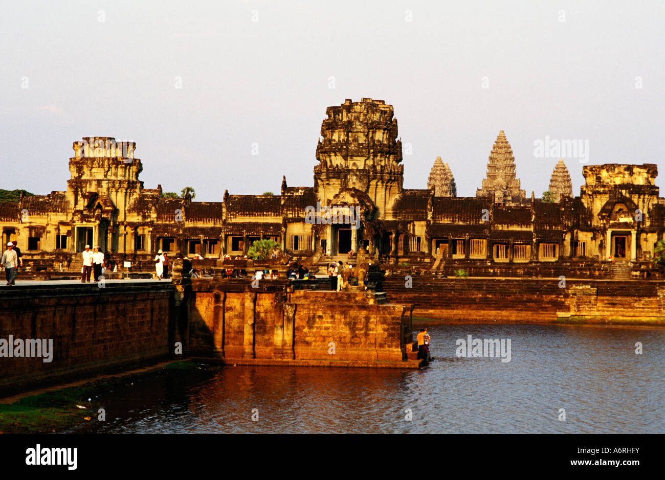 angkor wat from main causeway, cambodia Stock Photo
