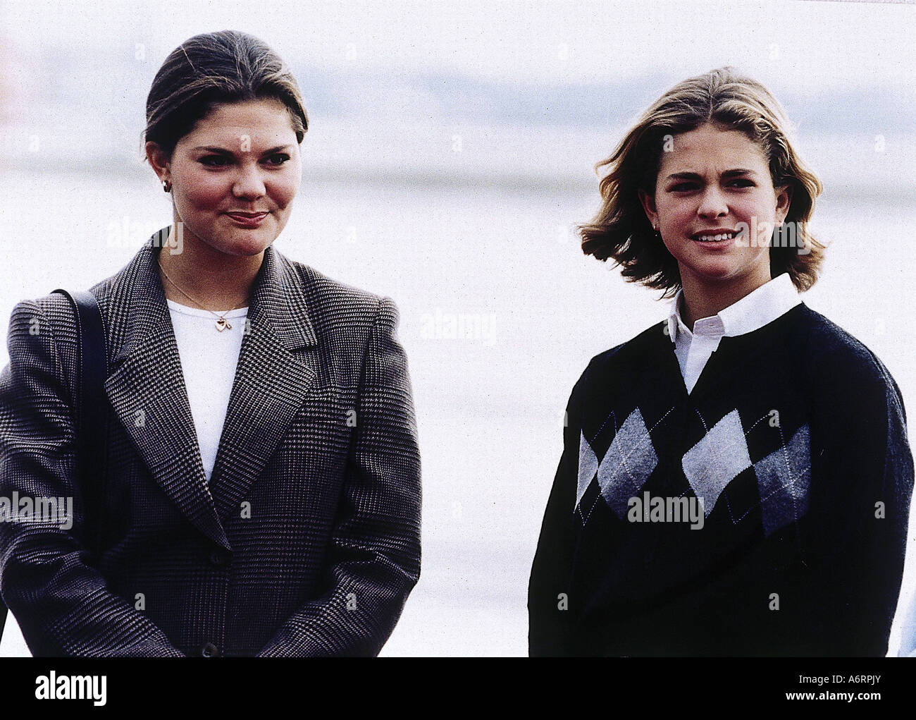 Victoria, * 14.7.1977, Crown Princess of Sweden since 1.1.1980, with her sister Madeleine, Munich, 30.10.1995, Bernadotte, Germa Stock Photo