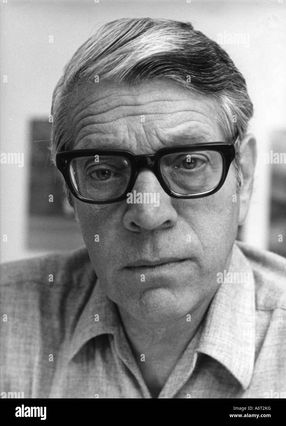 Reinecker, Herbert, 24.12.1914 26.1.2007, German writer / author, portrait, at home, Berg