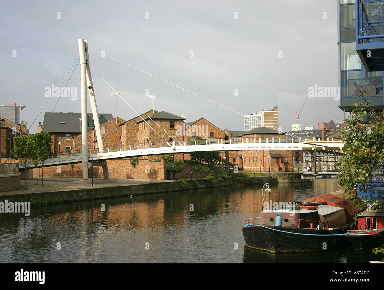 Bridge across the river aire hi-res stock photography and images - Alamy