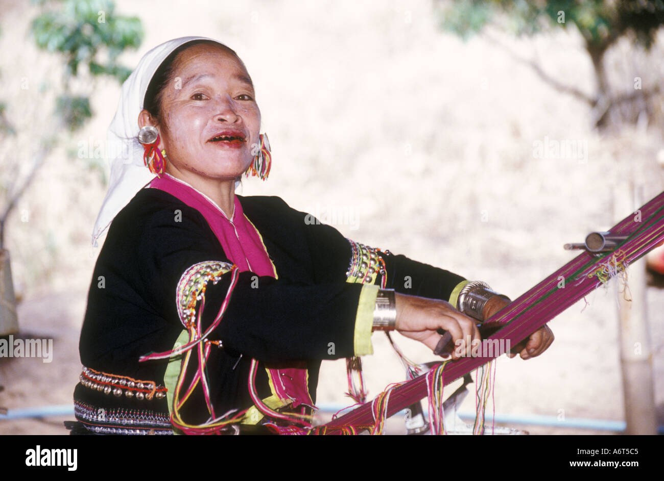 Thailand woman akha hilltribe hi-res stock photography and images - Alamy