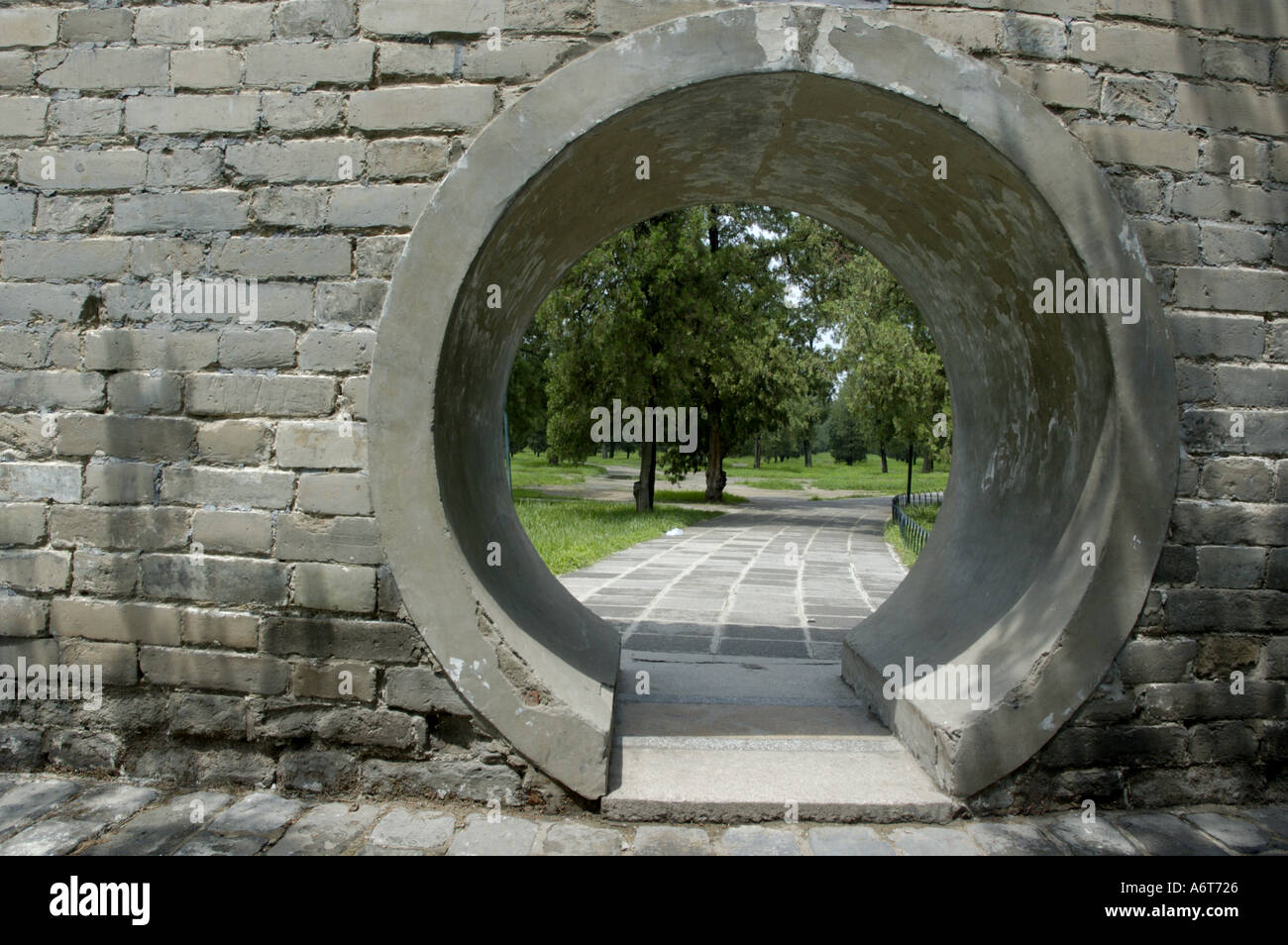 China Beijing The Temple Of Heaven Typical Round Door At Tiantan Park Stock Photo