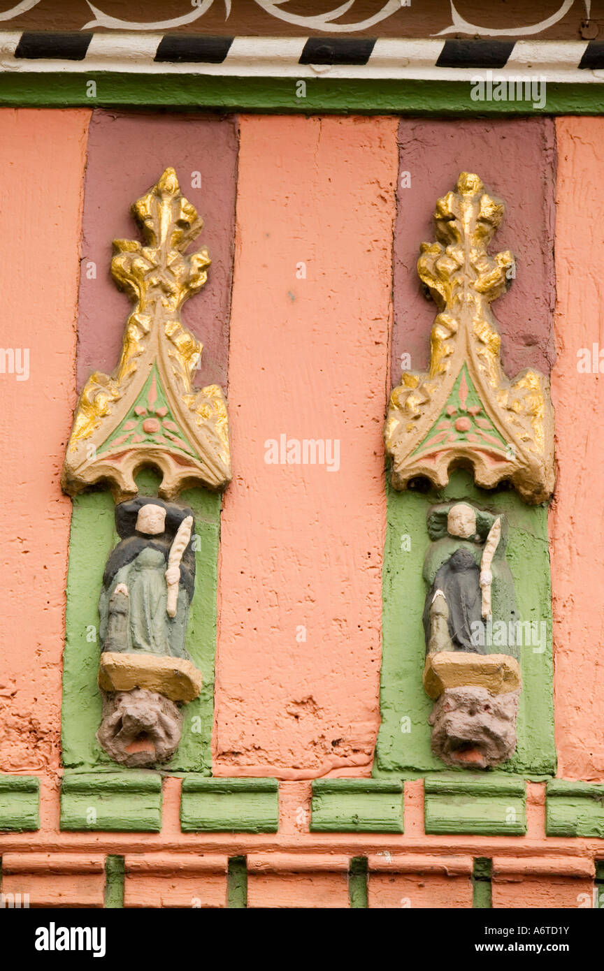 Ancient shop fronts in Newark, Nottinghamshire, UK Stock Photo - Alamy