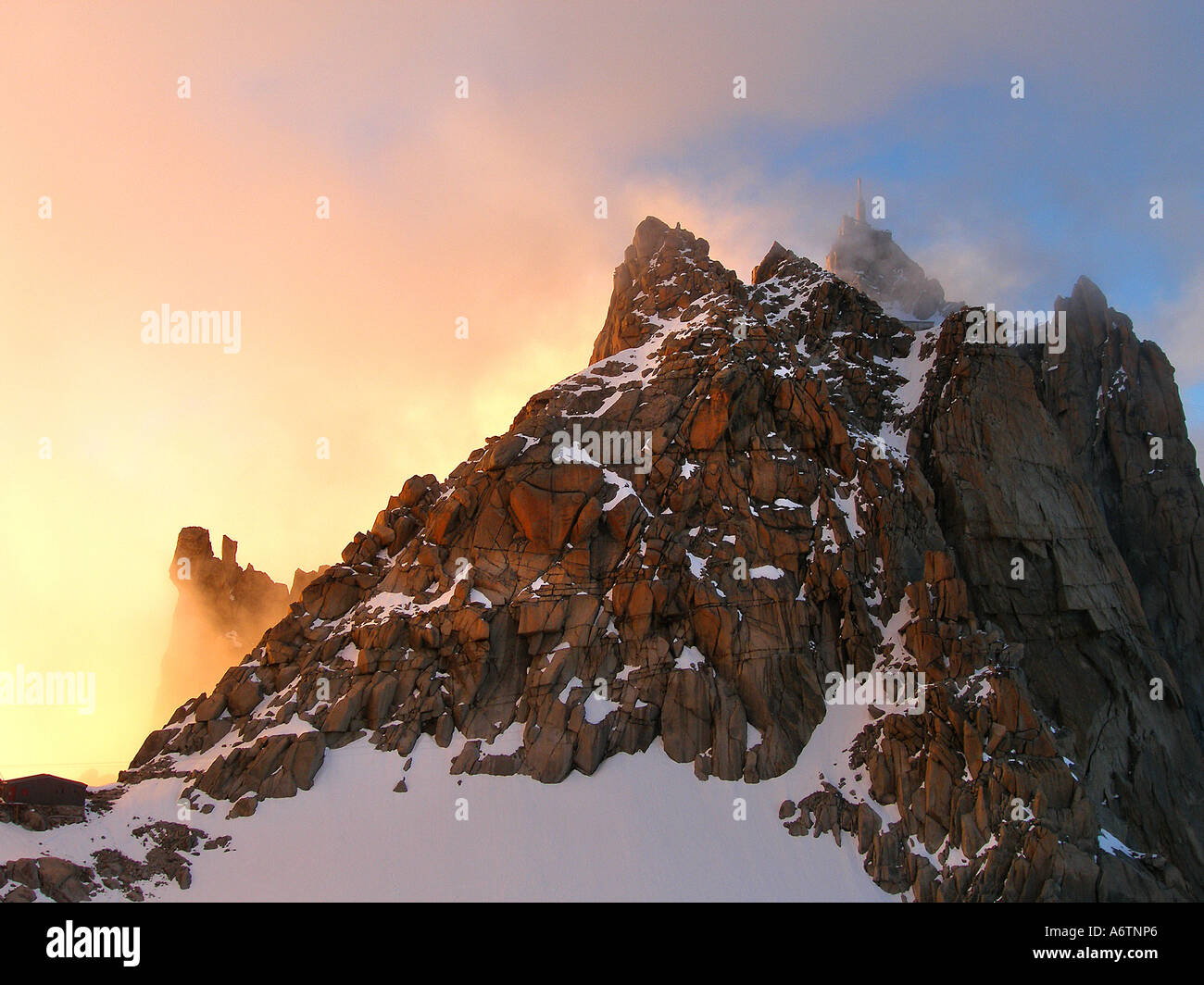 Aiguille du midi french hi-res stock photography and images - Alamy