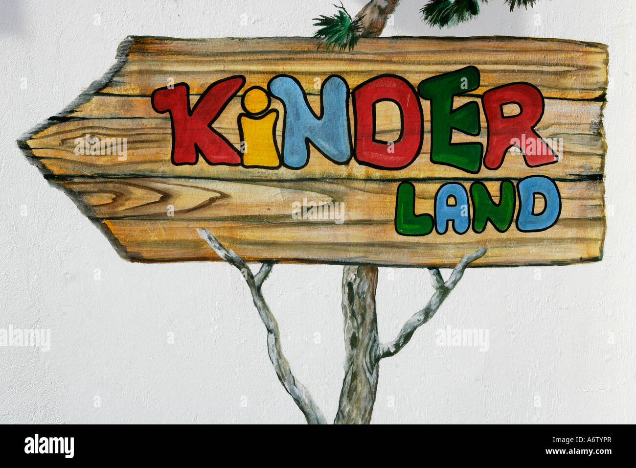 Sign to the Kinderland (children's area) in the skiing region Mayrhofen-Penken, Tyrol, Austria Stock Photo